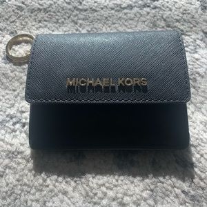 Brand New Michael Kors Jet Set Travel wallet